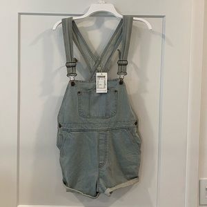 Jean Short Overalls in Light Ashy Denim